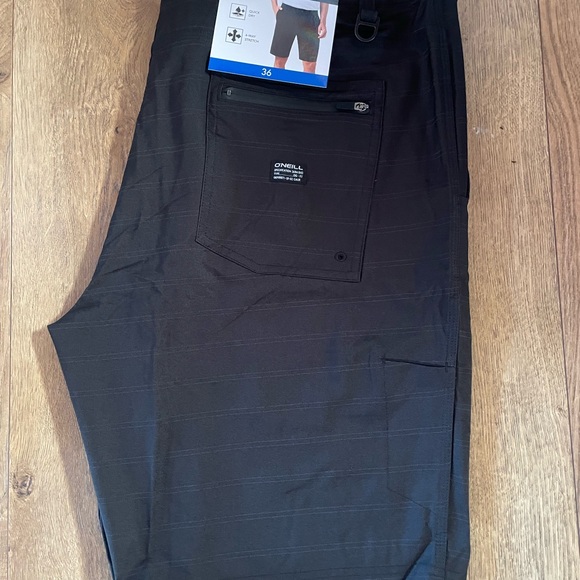 O’Neill Men’s Lightweight Hybrid Short - Picture 6 of 7